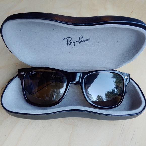 Ray-Ban Accessories - Ray-Ban sunglasses